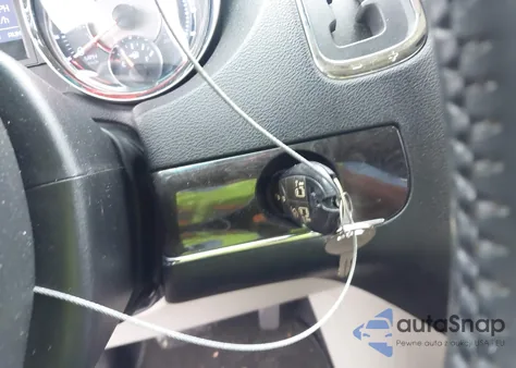 2012 Chrysler Town & Country Touring из США, поврежденный, VIN 2C4RC1BGXCR345013